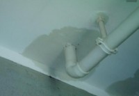 樓上漏水怎么修理？樓上漏水的原因？